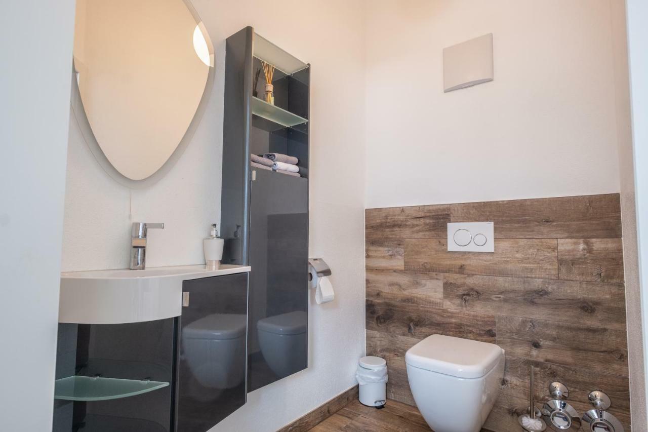 Luxurioese Penthaus Wohnung Аниф Екстериор снимка
